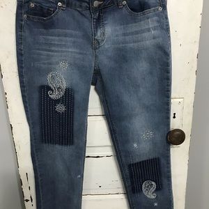 Love Indigo Signature Fit Boyfriend Crop